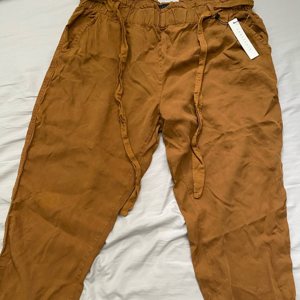 Sanctuary Light weight cropped pants